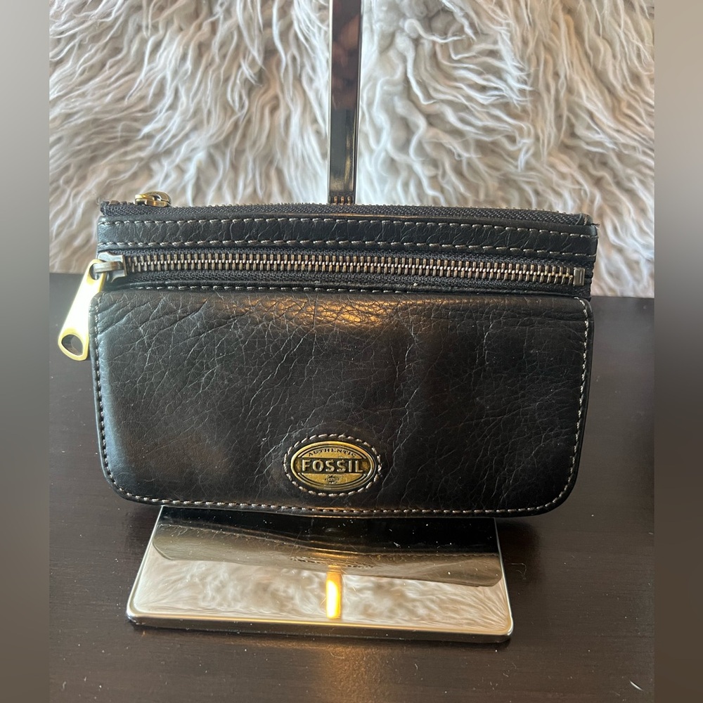 Fossil Black Vintage Leather Zip Wallet